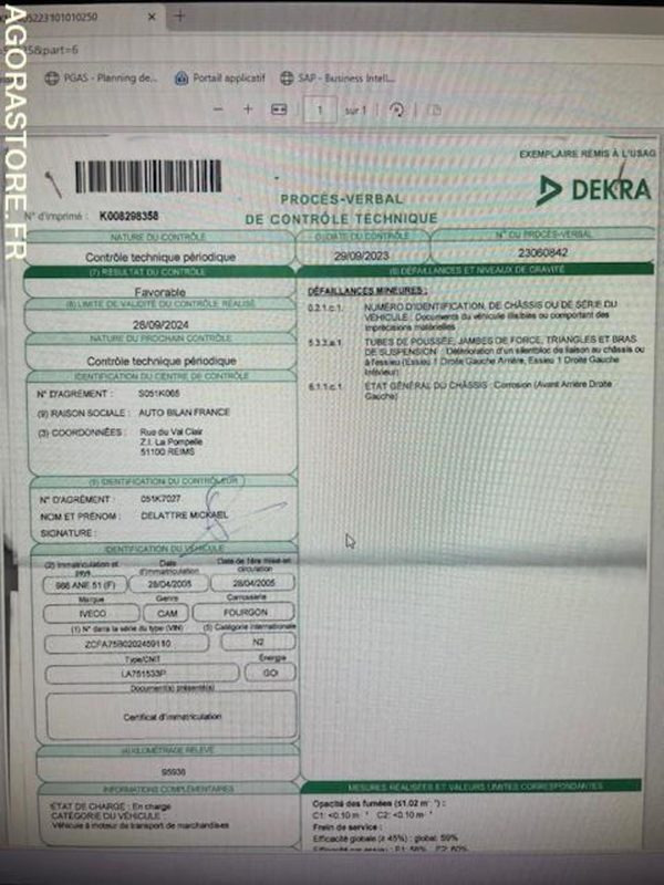 POID LOURD IVECO - Box truck: picture 4 POID LOURD IVECO - Box truck: picture 4