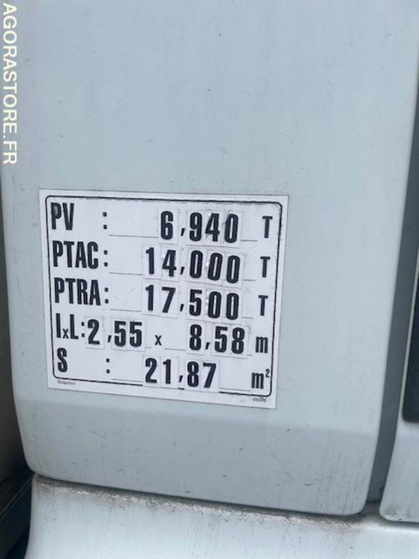 POID LOURD Renault MIDLUM - Box truck: picture 3 POID LOURD Renault MIDLUM - Box truck: picture 3