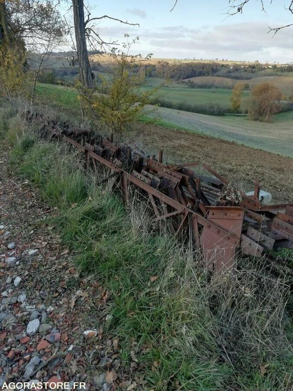 POUTRES DE PAREMENT style Eiffel - Tool/ Equipment: picture 4 POUTRES DE PAREMENT style Eiffel - Tool/ Equipment: picture 4