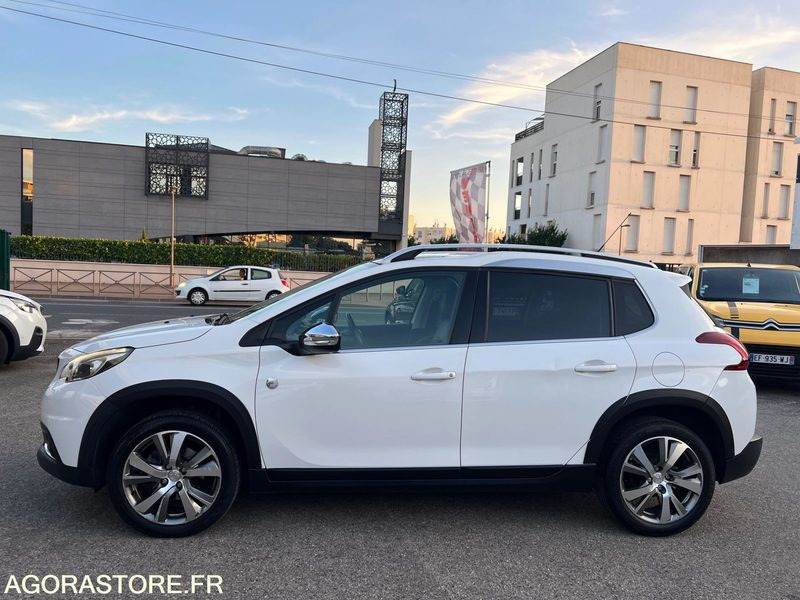 Peugeot 2008 1.2 PURETECH 110CH CROSSWAY S&S - SUV: picture 5 Peugeot 2008 1.2 PURETECH 110CH CROSSWAY S&S - SUV: picture 5