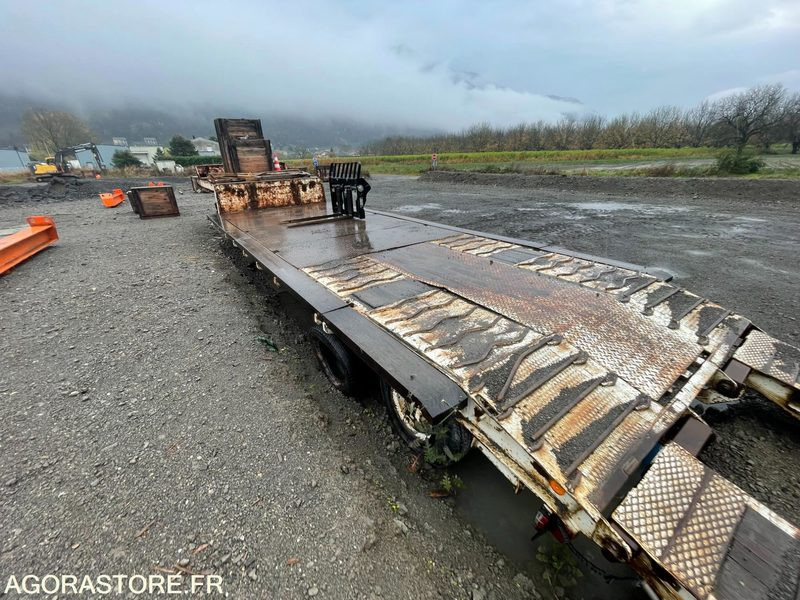 Porte-engins LECITRAILE - 2004 - en l'état (5866/4169-TZ-73) - Low loader semi-trailer: picture 1 Porte-engins LECITRAILE - 2004 - en l'état (5866/4169-TZ-73) - Low loader semi-trailer: picture 1