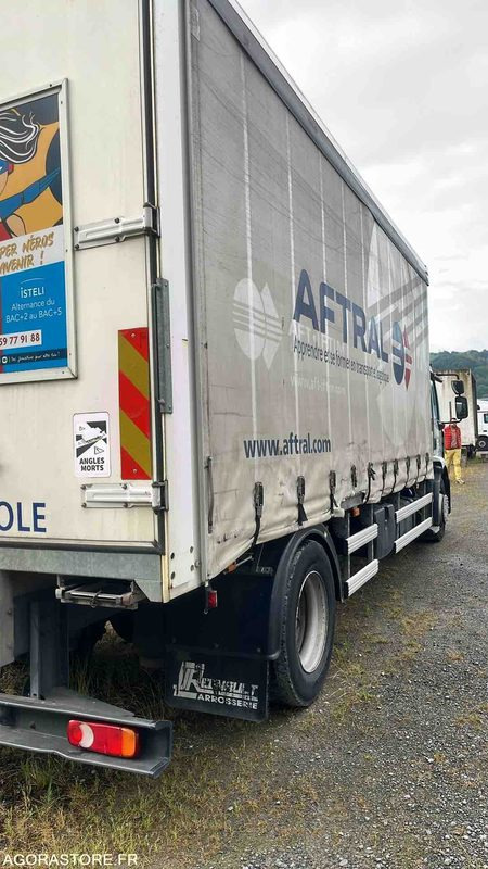 RENAULT 270 DXI - 2010 - 335258kms - Curtainsider truck: picture 4 RENAULT 270 DXI - 2010 - 335258kms - Curtainsider truck: picture 4