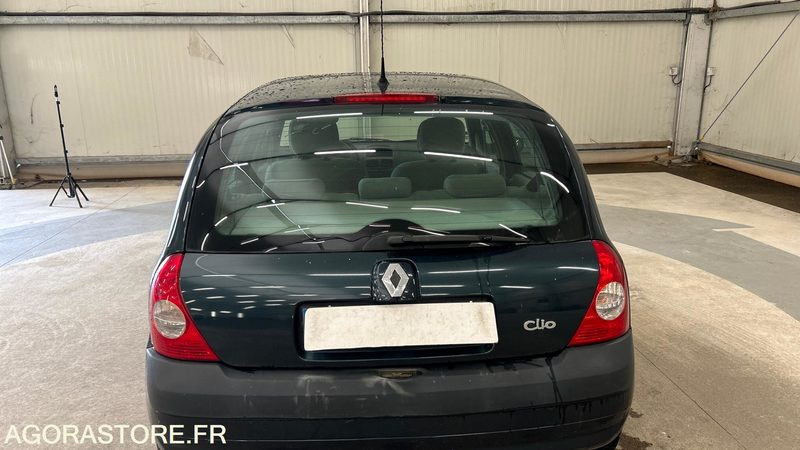 RENAULT-CLIO- 1.4-16V-EXTRÊME-ESSENCE-154073KMS - Car: picture 5 RENAULT-CLIO- 1.4-16V-EXTRÊME-ESSENCE-154073KMS - Car: picture 5
