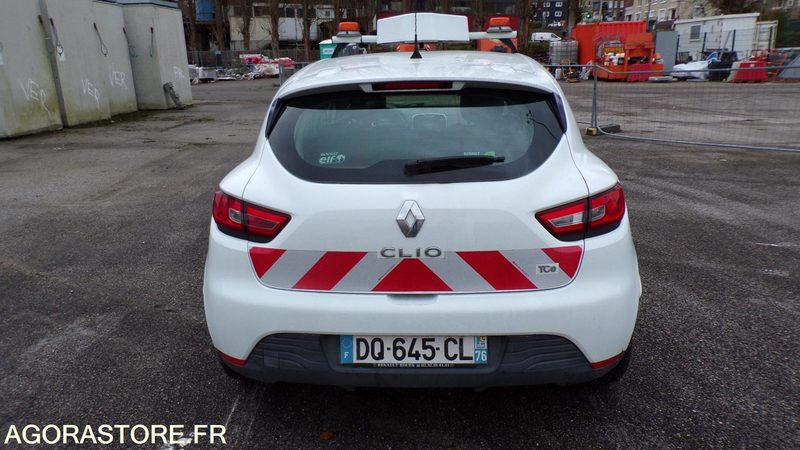 RENAULT CLIO DQ-645-CL - 2015 - 101918km - Car: picture 5 RENAULT CLIO DQ-645-CL - 2015 - 101918km - Car: picture 5