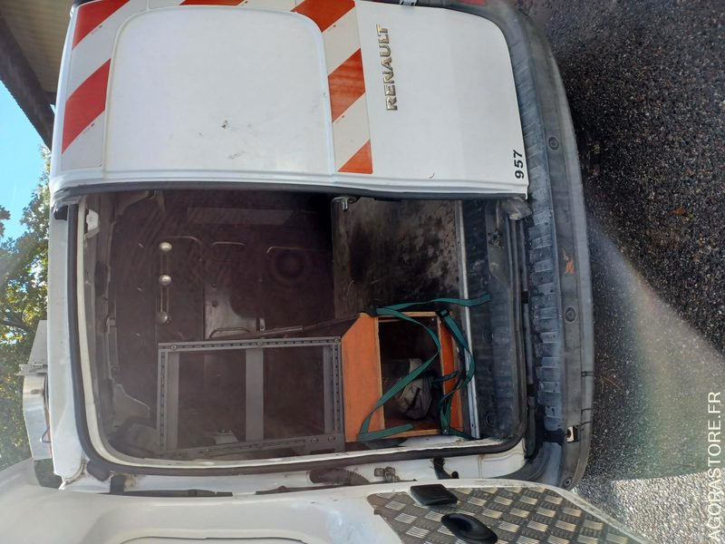 RENAULT KANGOO / REF SCP : 957 - Panel van: picture 5 RENAULT KANGOO / REF SCP : 957 - Panel van: picture 5