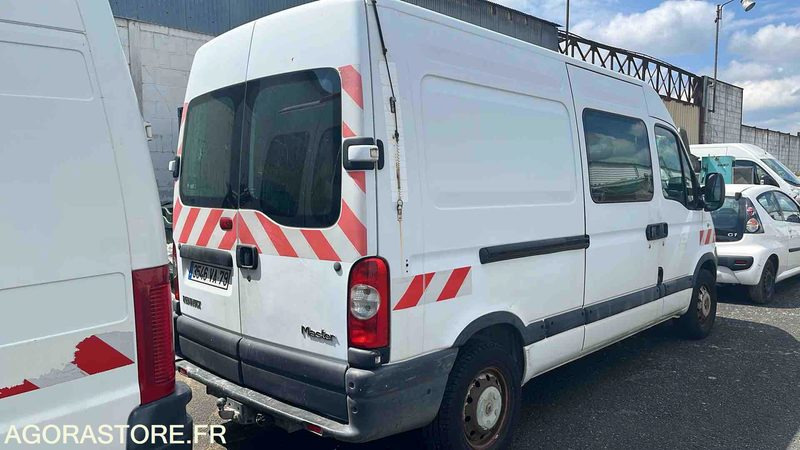 RENAULT MASTER - 2004 - 87461kms - Panel van: picture 2 RENAULT MASTER - 2004 - 87461kms - Panel van: picture 2