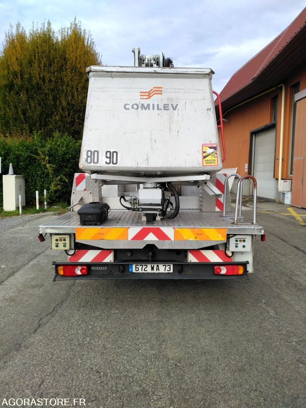 RENAULT MIDLUM 190 NACELLE - Truck mounted aerial platform: picture 4 RENAULT MIDLUM 190 NACELLE - Truck mounted aerial platform: picture 4