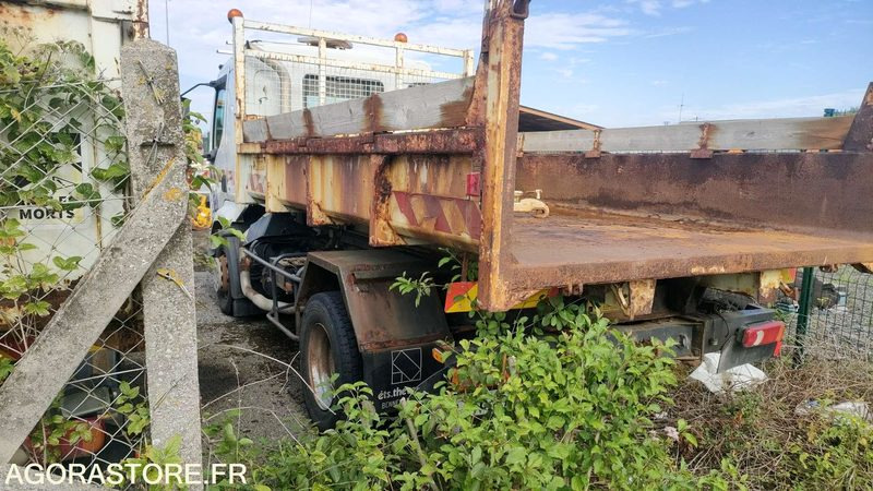 RENAULT MIDLUM 210 - 2001 - 288968 KM - Tipper van: picture 4 RENAULT MIDLUM 210 - 2001 - 288968 KM - Tipper van: picture 4