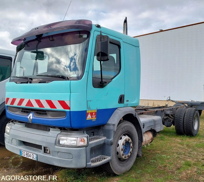 RENAULT PREMIUM 300-19 / 2001 / 816 010 km - Cab chassis truck: picture 1 RENAULT PREMIUM 300-19 / 2001 / 816 010 km - Cab chassis truck: picture 1