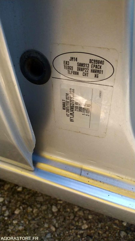 RENAULT SCENIC - 2007 - Car: picture 4 RENAULT SCENIC - 2007 - Car: picture 4