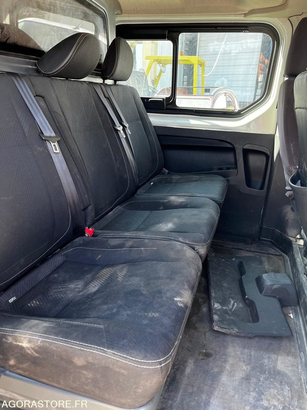 RENAULT TRAFIC 3 1.6 dci 6 PLACES - 2019 / 291000 KM - Small van: picture 4 RENAULT TRAFIC 3 1.6 dci 6 PLACES - 2019 / 291000 KM - Small van: picture 4