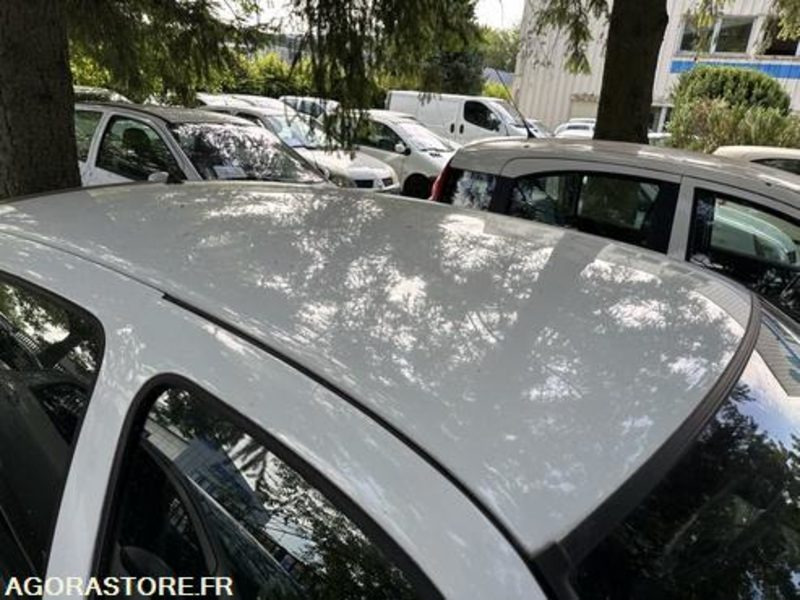Renault Clio - 581BEM57 - Car: picture 5 Renault Clio - 581BEM57 - Car: picture 5