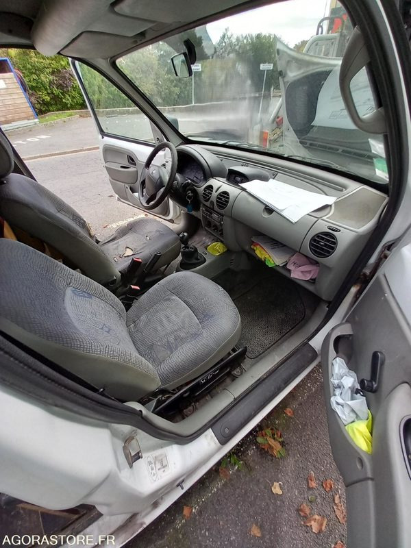 Renault Kangoo 8769TC53 - Small van: picture 4 Renault Kangoo 8769TC53 - Small van: picture 4