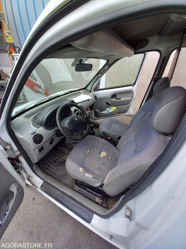 Renault Kangoo 8769TC53 - Small van: picture 3 Renault Kangoo 8769TC53 - Small van: picture 3