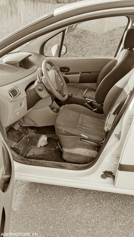 Renault MODUS - Car: picture 3 Renault MODUS - Car: picture 3