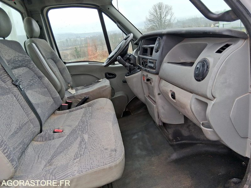 Renault Master 120 DCI - Tipper van: picture 5 Renault Master 120 DCI - Tipper van: picture 5