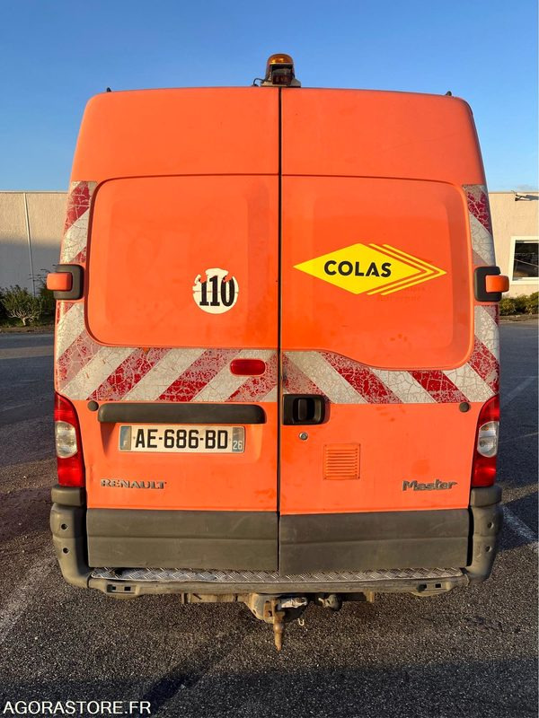 Renault Master - 2009 - 291495kms (P1507876) - Panel van: picture 2 Renault Master - 2009 - 291495kms (P1507876) - Panel van: picture 2