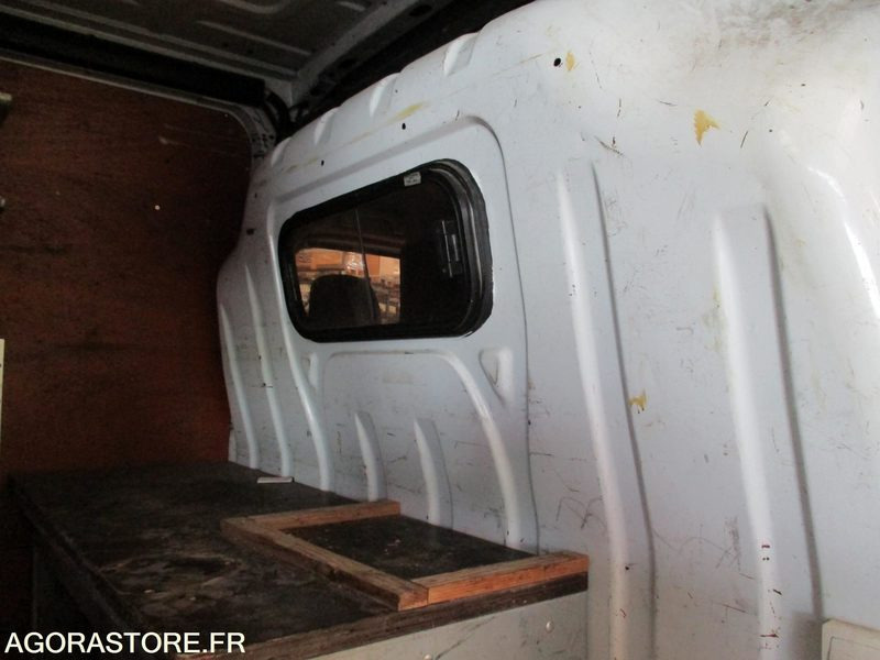 Renault Master - 2012 - 274461 kms - Panel van: picture 4 Renault Master - 2012 - 274461 kms - Panel van: picture 4