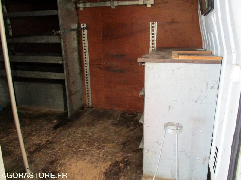 Renault Master - 2012 - 274461 kms - Panel van: picture 3 Renault Master - 2012 - 274461 kms - Panel van: picture 3