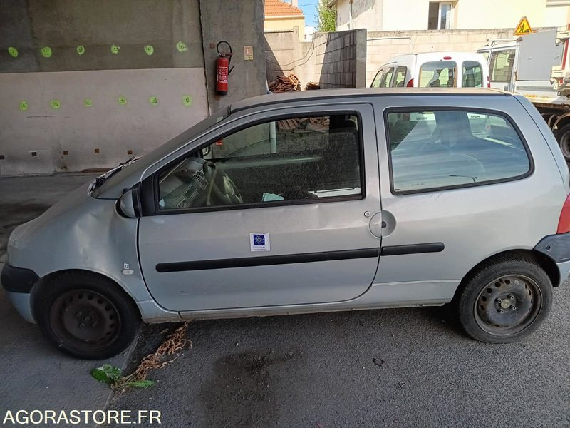 Renault Twingo - Car: picture 2 Renault Twingo - Car: picture 2