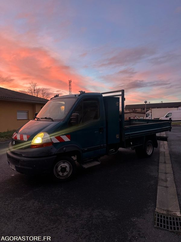 Renault mascotte benne 3L 120cv 107 000km - 2005 - Tipper van: picture 5 Renault mascotte benne 3L 120cv 107 000km - 2005 - Tipper van: picture 5