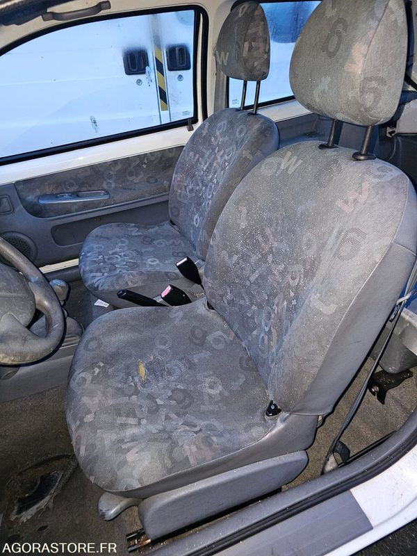 Renault twingo - 2005 - 68507KM - 23DYZ95 - Car: picture 5 Renault twingo - 2005 - 68507KM - 23DYZ95 - Car: picture 5