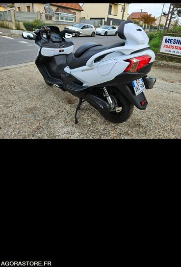 SUZUKI BURGMAN 650 CM3 EXECUTIVE - 2017 - 22 500km - Motorcycle: picture 1 SUZUKI BURGMAN 650 CM3 EXECUTIVE - 2017 - 22 500km - Motorcycle: picture 1