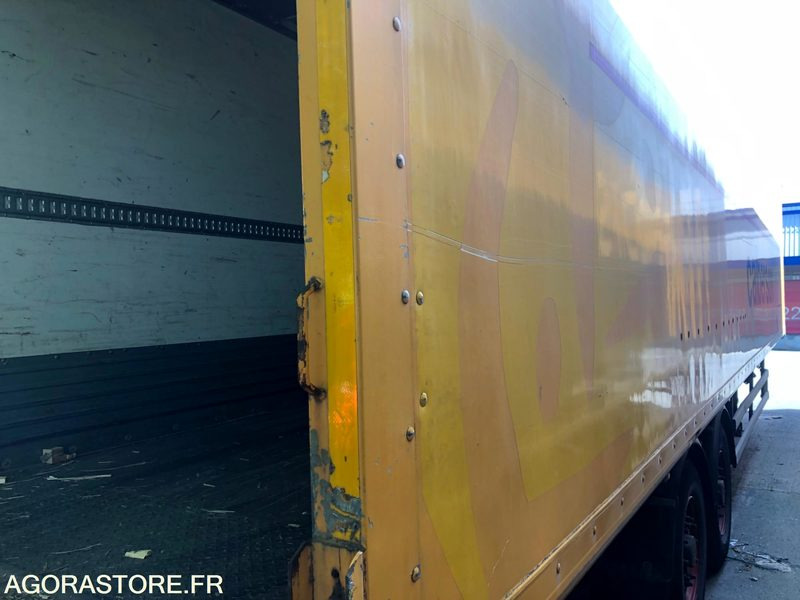 Semi Fourgon Rideau fit FRUEHAUF Étanche Mines périmées - Semi-trailer: picture 1 Semi Fourgon Rideau fit FRUEHAUF Étanche Mines périmées - Semi-trailer: picture 1
