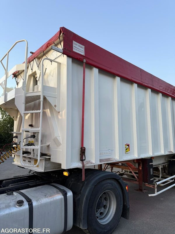 Semi benne céréalière BENALU 3 essieux 50m3 - Semi-trailer: picture 2 Semi benne céréalière BENALU 3 essieux 50m3 - Semi-trailer: picture 2