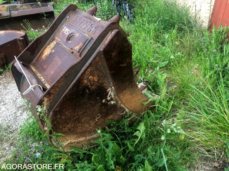 Godet 600mm MECALAC 714 - Spare parts for Construction machinery: picture 1 Godet 600mm MECALAC 714 - Spare parts for Construction machinery: picture 1