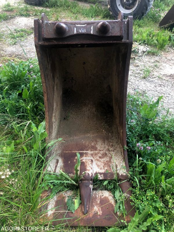 Godet 600mm MECALAC 714 - Spare parts for Construction machinery: picture 3 Godet 600mm MECALAC 714 - Spare parts for Construction machinery: picture 3