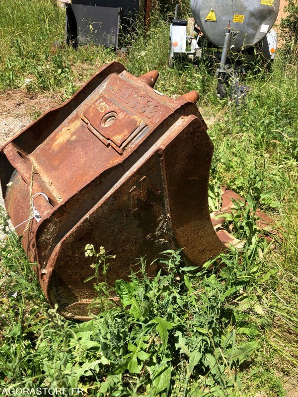 Godet 600mm MECALAC 714 - Spare parts for Construction machinery: picture 5 Godet 600mm MECALAC 714 - Spare parts for Construction machinery: picture 5