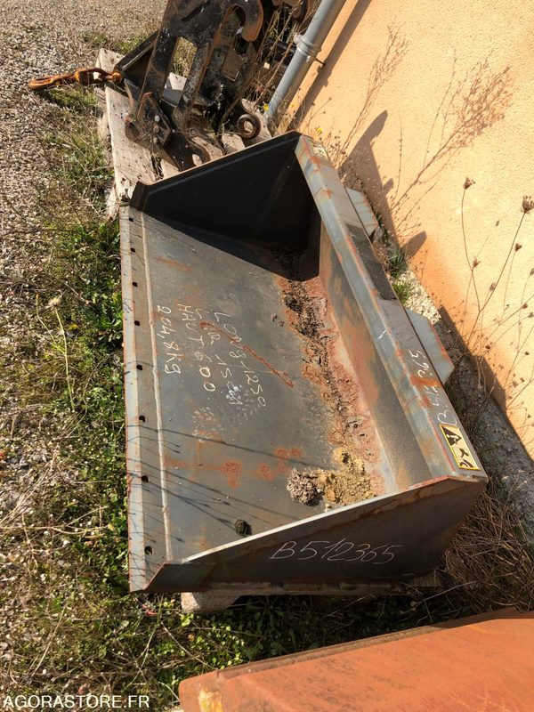Godet CASE 1250 mm - Spare parts for Construction machinery: picture 3 Godet CASE 1250 mm - Spare parts for Construction machinery: picture 3