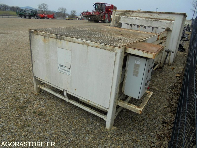 COMPACTEUR DECHET - PRESSOR AN 2006 - Swap body/ Container: picture 2 COMPACTEUR DECHET - PRESSOR AN 2006 - Swap body/ Container: picture 2
