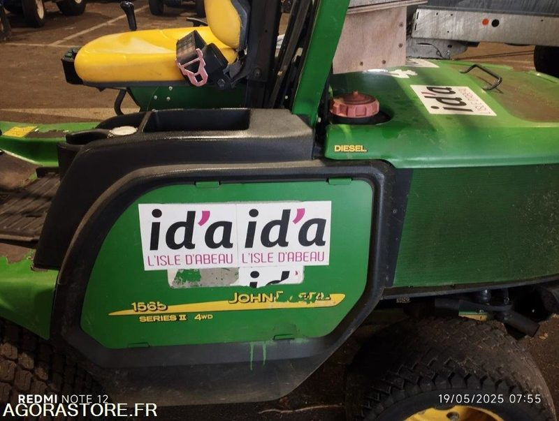 TONDEUSE JOHN DEERE 1565 - Garden mower: picture 5 TONDEUSE JOHN DEERE 1565 - Garden mower: picture 5