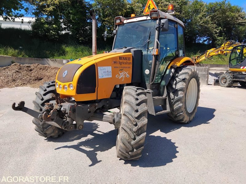 TRACTEUR CLASS ERGOS 436 - Farm tractor: picture 1 TRACTEUR CLASS ERGOS 436 - Farm tractor: picture 1