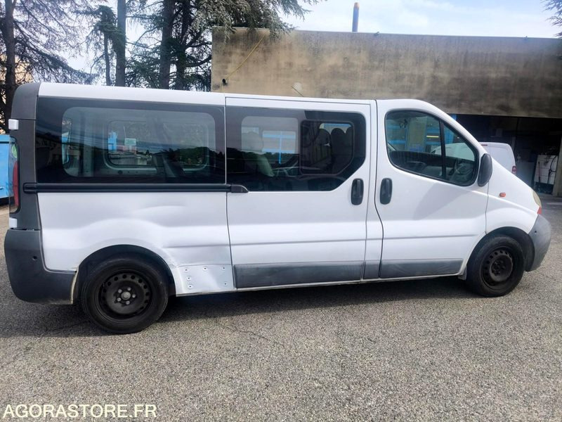 TRAFIC MINI BUS - Minibus, Passenger van: picture 3 TRAFIC MINI BUS - Minibus, Passenger van: picture 3