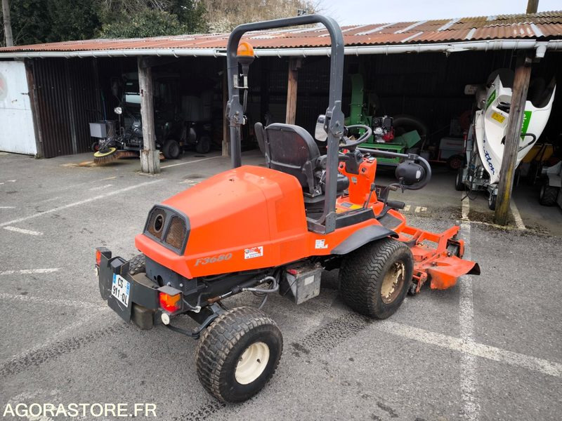 Tondeuse KUBOTA F3680 3688 heures 2013 - Garden mower: picture 1 Tondeuse KUBOTA F3680 3688 heures 2013 - Garden mower: picture 1