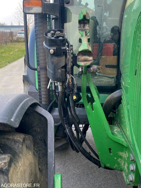 Tracteur John Deere 6120 avec fourche et godet griffe - Farm tractor: picture 3 Tracteur John Deere 6120 avec fourche et godet griffe - Farm tractor: picture 3