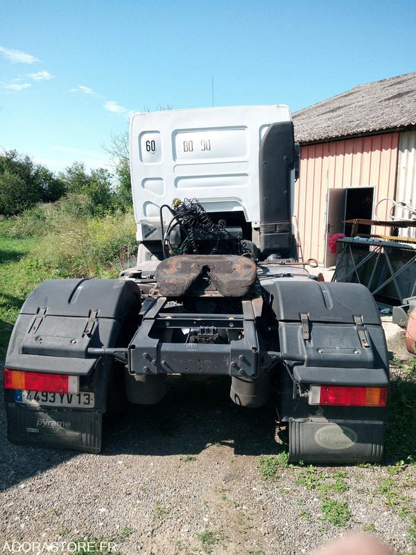 Tracteur Renault 420DCI - Tractor unit: picture 4 Tracteur Renault 420DCI - Tractor unit: picture 4