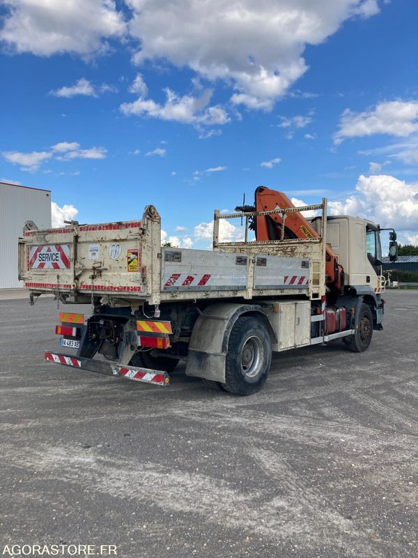 CAMION BENNE 4x2 IVECO TRAKKER 190T44 + GRUE PK15500 - Année 2006 - 391 000 km - Truck: picture 5 CAMION BENNE 4x2 IVECO TRAKKER 190T44 + GRUE PK15500 - Année 2006 - 391 000 km - Truck: picture 5