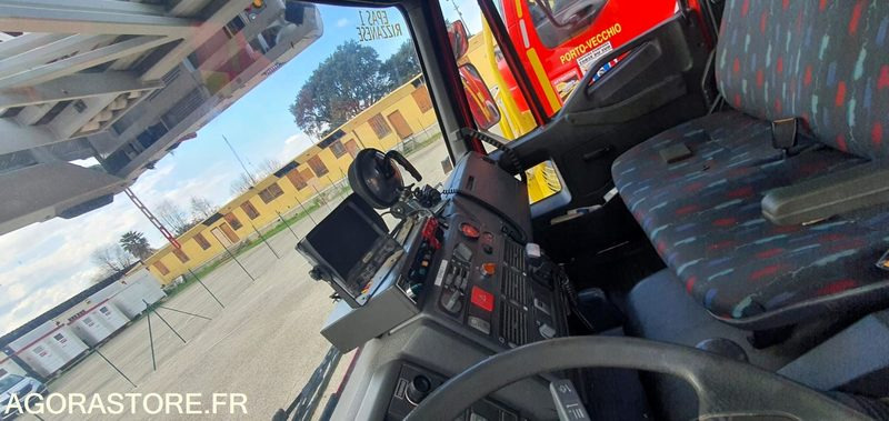 Echelle IVECO - EPSA 25 Camiva - 41 393 km - 2001 - Truck: picture 5 Echelle IVECO - EPSA 25 Camiva - 41 393 km - 2001 - Truck: picture 5
