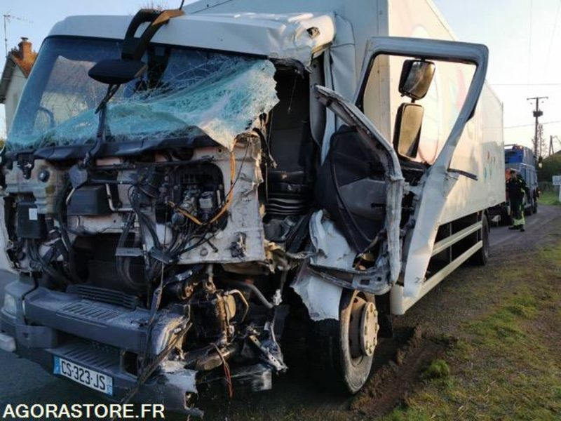 PL RENAULT MIDLUM / 632000 KMS / 2013 - Truck: picture 2 PL RENAULT MIDLUM / 632000 KMS / 2013 - Truck: picture 2