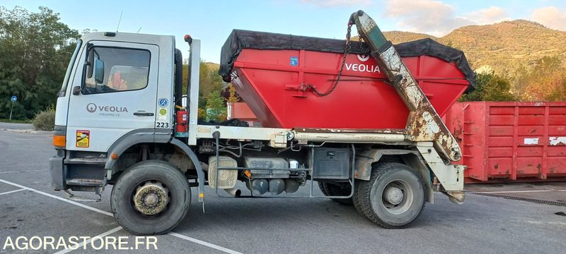 PORTEUR 19T MERCEDES MULTI 339000 km de 1999 (R30223) - Truck: picture 1 PORTEUR 19T MERCEDES MULTI 339000 km de 1999 (R30223) - Truck: picture 1