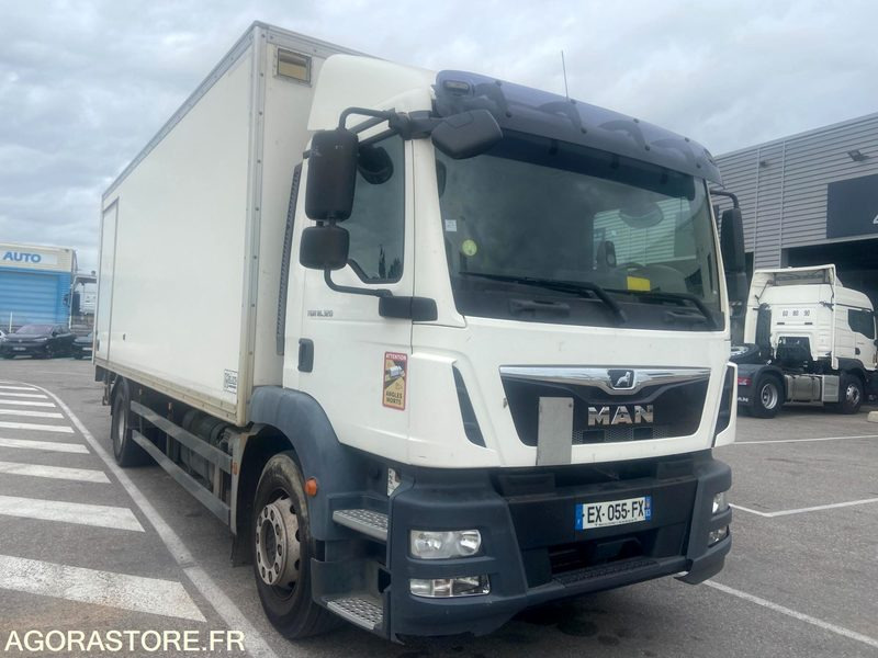 PORTEUR FOURGON MAN TGM - 2018 - 220000 Kms - Truck: picture 1 PORTEUR FOURGON MAN TGM - 2018 - 220000 Kms - Truck: picture 1