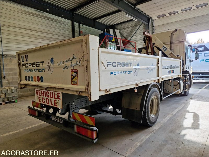 Porteur Benne Grue Iveco 310 E5 - 2008 - 140755 Kms - DW524GX - Truck: picture 3 Porteur Benne Grue Iveco 310 E5 - 2008 - 140755 Kms - DW524GX - Truck: picture 3