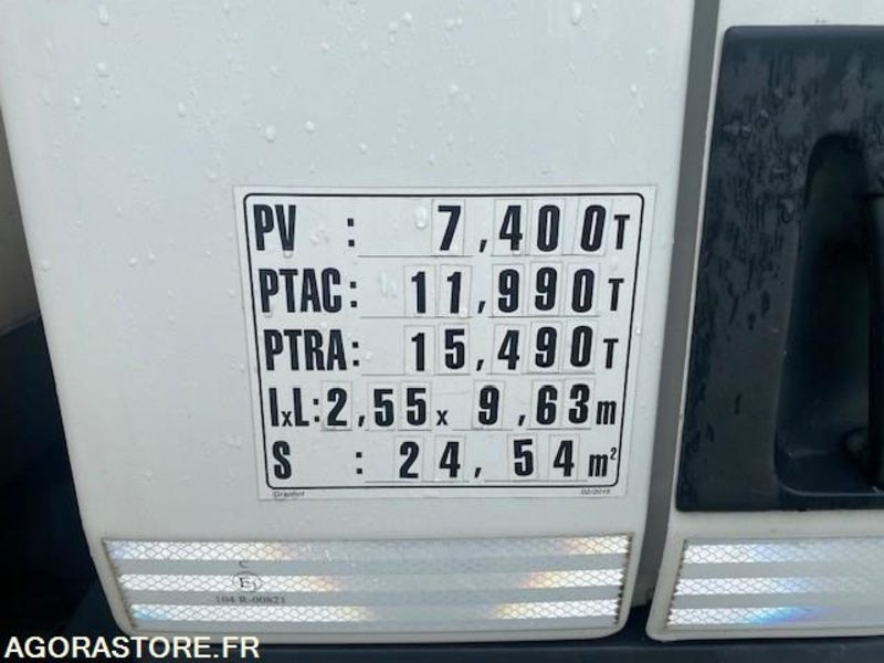 RENAULT FOURGON HAYON D12 - 2017 - 300 000km - Truck: picture 3 RENAULT FOURGON HAYON D12 - 2017 - 300 000km - Truck: picture 3