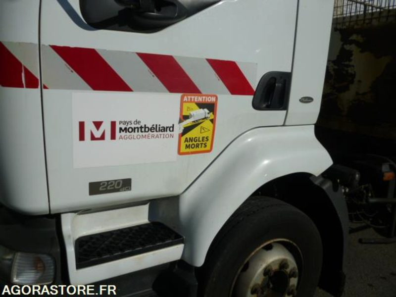 RENAULT MIDLUM 220 DCI BENNE HAYON 174900kms 2003 - Truck: picture 2 RENAULT MIDLUM 220 DCI BENNE HAYON 174900kms 2003 - Truck: picture 2