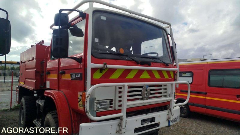 Renault Midliner 210 - 2001 - 7006PY11 - Truck: picture 1 Renault Midliner 210 - 2001 - 7006PY11 - Truck: picture 1