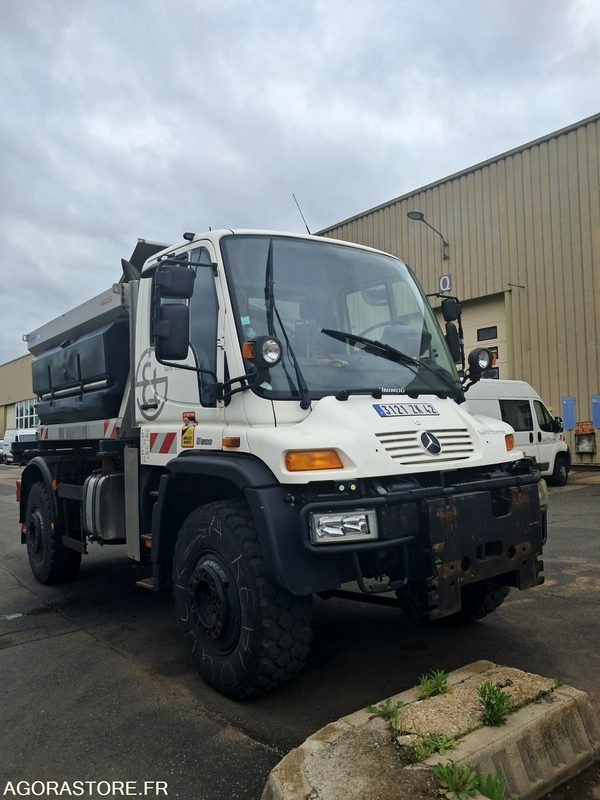 Unimog U500 Mercedes 3121 - Truck: picture 2 Unimog U500 Mercedes 3121 - Truck: picture 2
